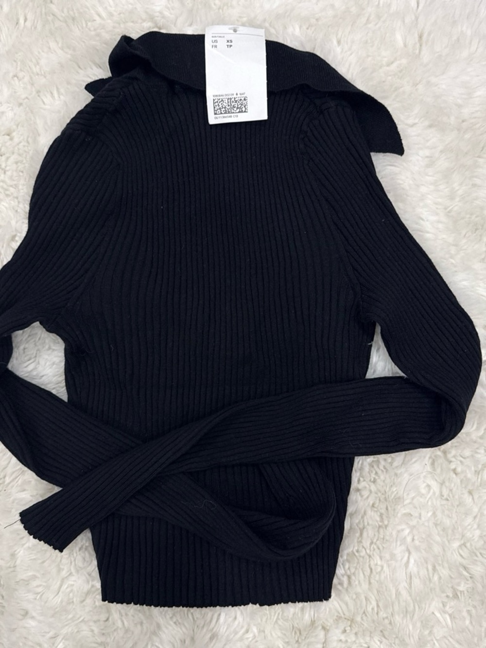 H&M Black Ribbed V-Neck Collared Sweater - Picture 2 of 2